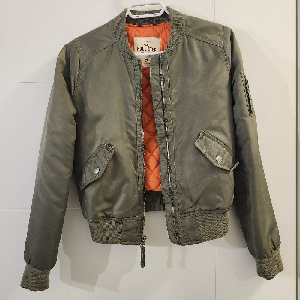 Holister California Bomber Jacket ptp 18
